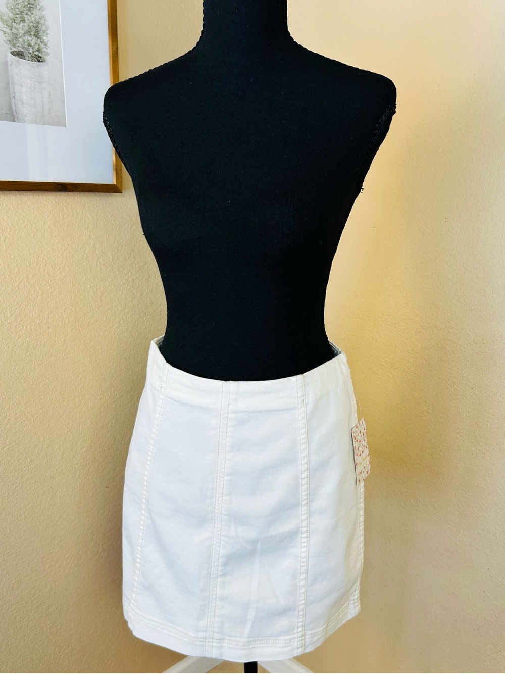 Free People Cream White Mini Skirt with Panel Stitching, size 10!